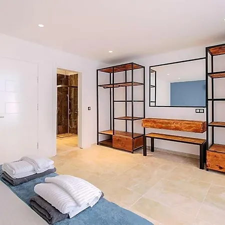 Sleeps 8 Pool Air Con Wifi * Kalkan