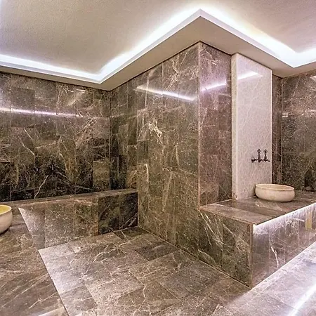 Βίλα Sleeps 8 Pool Air Con Wifi